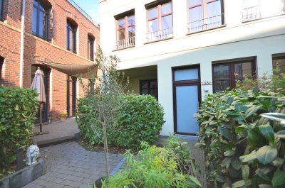 Modernes 3-4-Zi-Stadthaus mit Terrasse im begrünten Innenhof