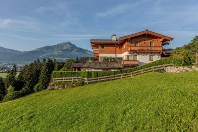 Landhaus Villa mit Tiefgarage und unverbaubarem Bergblick