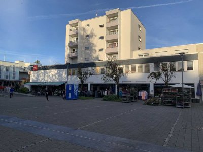 *Helle 2 Zimmerwohnung mit Balkon in zentraler Lage**