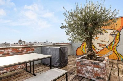 WOHNEN direkt am KUDAMM: 4,5-Zi. auf 3 Ebenen, 187 m² DACHTERRASSE - LUXUS PUR inkl. Kunstsammlung