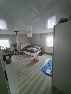 Attraktive und modernisierte 4-Zimmer-Dachgeschosswohnung mit Einbauküche in Bad wildbad