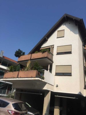 Großzügige, gepflegte 2,5-Zimmer-Maisonette-Wohnung mit Balkon und EBK in Pleidelsheim