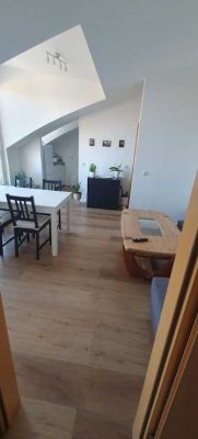 Attraktive 2 Zimmerwohnung mit Stellplatz in Hattersheim zu vermieten WE42 +SP28