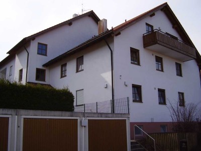 Großzügige 4-Zimmer-Erdgeschosswohnung mit schöner Terrasse in Kirchheim