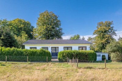 Komfortables Wohnen auf einer Ebene: Modernisierter Bungalow in ruhiger Umgebung!