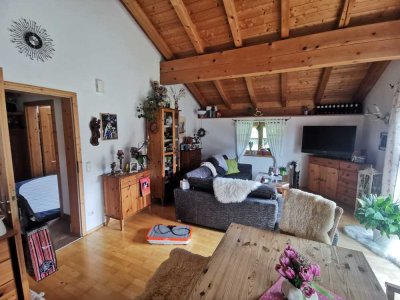 930 € - 93 m² - 3.0 Zi.