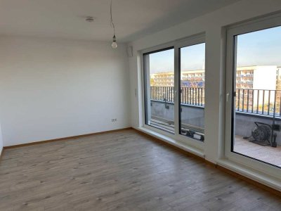 Top Erstbezug! 3-Raum Penthouse-Whg mit großer Terrasse!