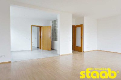 GERÄUMIGE ETAGENWOHNUNG IN AB/DAMM *** FRISCH RENOVIERT! MIT EINBAUKÜCHE, GARTENMITBENUTUNG UV