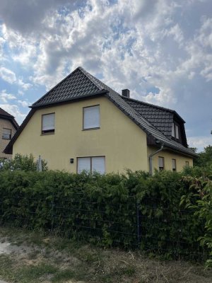 Moderne  2-Raum-Wohnung in Blankenburg mit Gartennutzung, Terrasse und EBK  in 13129 Berlin