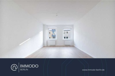 ⭐️ Modernes Wohnen im sanierten Altbau - Lichtdurchflutete 3-Zi-Wohnung mit Balkon & offener Küche