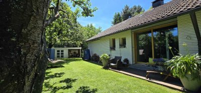 Wunderschönes freistehendes Einfamilienhaus mit einzigartigem Garten