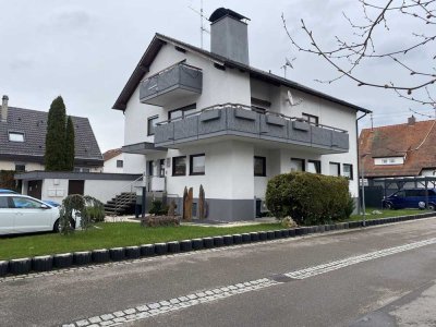 Geräumige 3-Zimmer-Wohnung mit zwei Balkonen und Garage in Salach