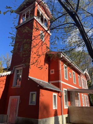 Herrschaftliche Wohnung mit 4 Zi., 2 Bädern, EBK, Kamin, Stellplatz, Balkon