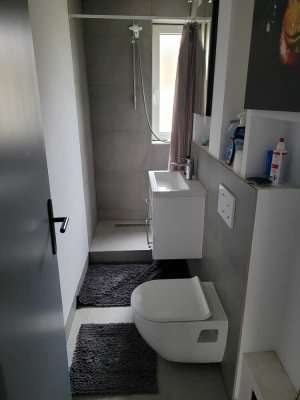 Schöne und gepflegte 2,5-Zimmer-Wohnung mit Einbauküche in Hannover- Döhren