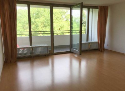 Helles 1-Zi.-Appartment mit Balkon und Einbauküche in Bayreuth