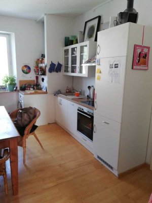 Schicke 2-Zimmer-Wohnung mit Balkon und EBK in Stadtamhof Regensburg