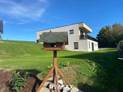 Jetzt zugreifen: Digitale Angebotsabgabe! Qualitativ gebautes Haus mit Wärmepumpe und Fußbodenheizung, Traumterrasse