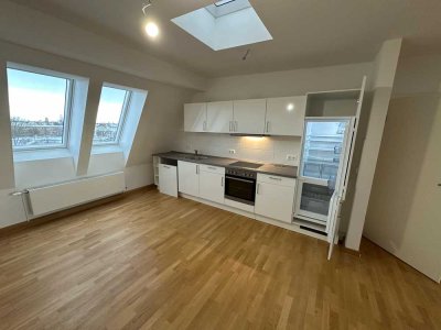 *NEU* Wunderschöne Pärchen-/Singlewohnung mit Terrasse und Einbauküche in Johannisthal (Treptow)