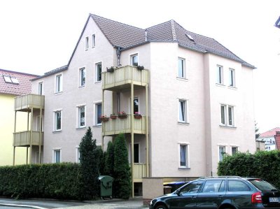 Modern sanierte 2 Zimmer Komfort-Wohnung mit Balkon