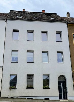 Anlageobjekt: Mehrfamilienhaus, zentrale Lage in Werdau bei Zwickau, teilweise vermietet