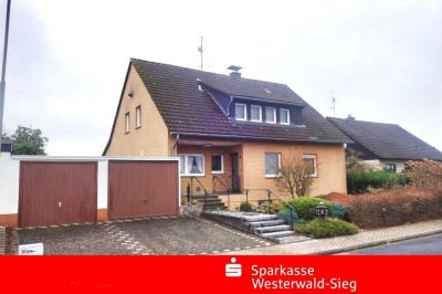 PLATZ FÜR DIE GANZE FAMILIE!!! - Mit Wintergarten, Doppelgarage u. großem Grundstück!