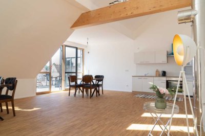 Balkon, Dachterrasse und eine außergewöhnliche Wohnung