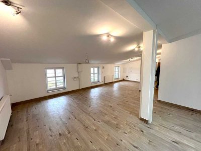 Schöne 3-Zimmer-DG-Wohnung in Velten