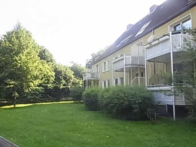 Umfassend renovierte DG-Wohnung ca. 84,90m² für max.3 Personen sofort verfügbar!