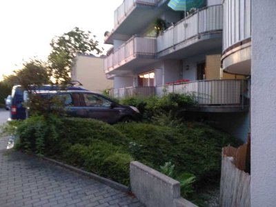 Günstige, gepflegte 1-Zimmer-Erdgeschosswohnung mit großem  Balkon und EBK in Freiberg