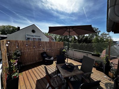 Neuwertige 2,5-Raum-Wohnung mit Balkon und Einbauküche in Weilheim