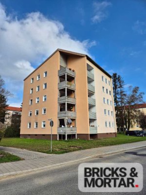 ***Charmante Etagenwohnung mit Balkon und seniorengerechtem Zugang***