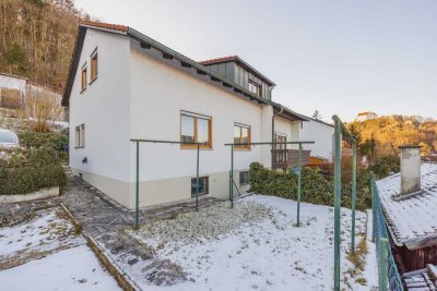 EFH mit Einliegerwohnung in sehr ruhiger Lage von Riedenburg