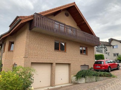 Ansprechende 3-Zimmer-DG-Wohnung mit Balkon in Selters (Taunus)