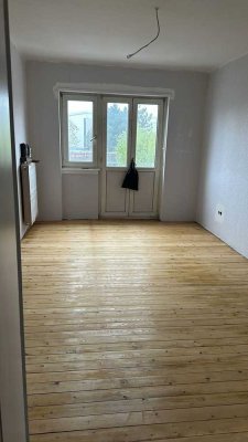 Erstbezug nach Sanierung mit Balkon: Ansprechende 2-Raum-Wohnung in Mannheim