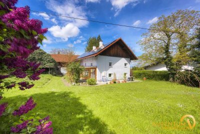 SOFORT FREI: Einfamilienhaus mit PV, Wintergarten, Garage und separatem Baugrundstück zu verkaufen