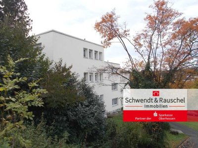 12-Familienhaus im Grünen in Schotten