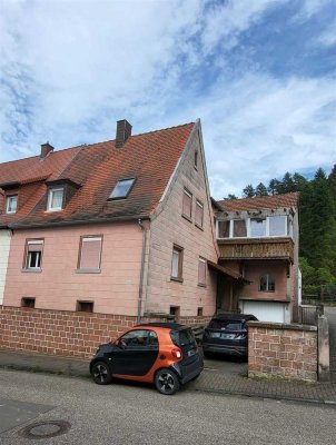 Günstiges Haus für Renovierer in Esthal