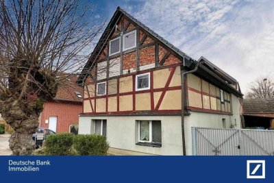 Einfamilienhaus mit Geschichte und großem Potenzial auf großzügigem Grundstück