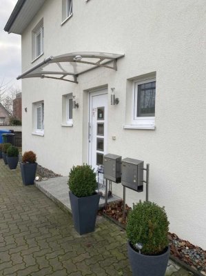 Moderne, lichtdurchflutete Wohnung mit großem Balkon und vielen Gestaltungsmöglichkeiten!