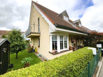 freie Doppelhaushälfte (WEG) mit Garten und Carport zu verkaufen!