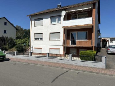 Gepflegtes 1-2 FH Haus in Hochspeyer, freistehend