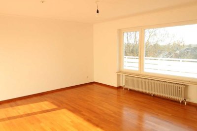 Helle 3-Zimmer-Wohnung mit Balkon und idealen Schnitt!