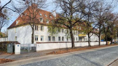 Wohnen am Schloss Nymphenburg! ***Senioren-Appartement in begehrter Lage***