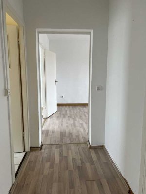 ++3-Raumwohnung mit Wannenbad u. Balkon++