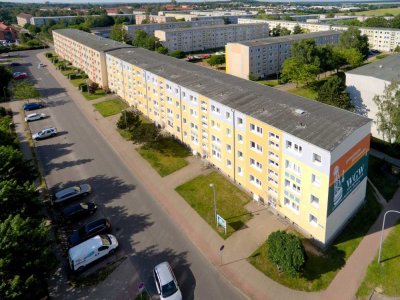 2 1/2 Raumwohnung mit Balkon (27. 17)