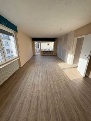 Erstbezug nach Sanierung mit Balkon: Freundliche 1-Zimmer-Wohnung in Neuwied