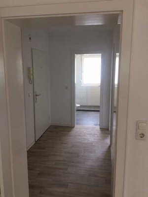 Erstbezug nach Kernsanierung 2024 in helle 2 -Zimmer Wohnung im 1. Stock mit Aufzug