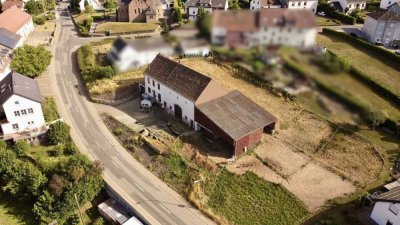 Renoviertes Bauernhaus mit Scheune und großem Grundstück in Lebach - Niedersaubach