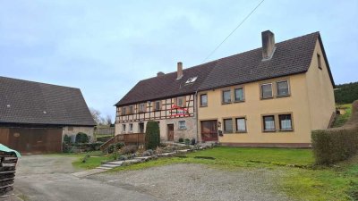 Wohnen mit Potenzial: Großzügiges Haus mit Einliegerwhg. und Garten-97215 Uffenheim/Langensteinach