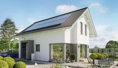 SCHICKES FAMILIENHAUS MIT GIEBEL MIT PV ANLAGE